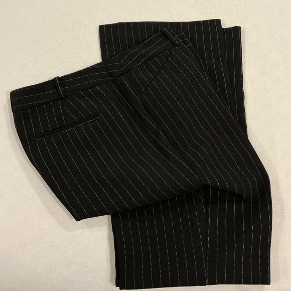 Liz Claiborne Black Pants with White Pinstripes Size 10 - Picture 1 of 5